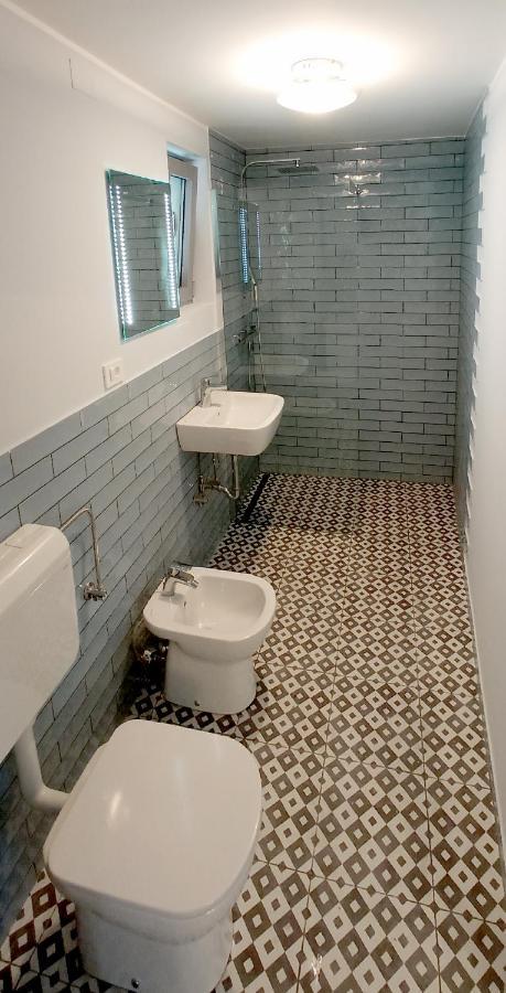 M & M Apartment Изола Екстериор снимка